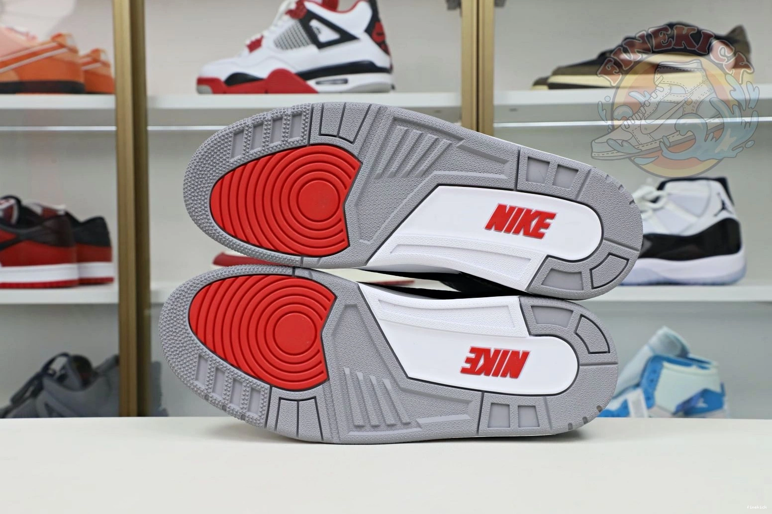 2018（854262-001）  Jordan retro 3 Jordan Air blackcement 0820